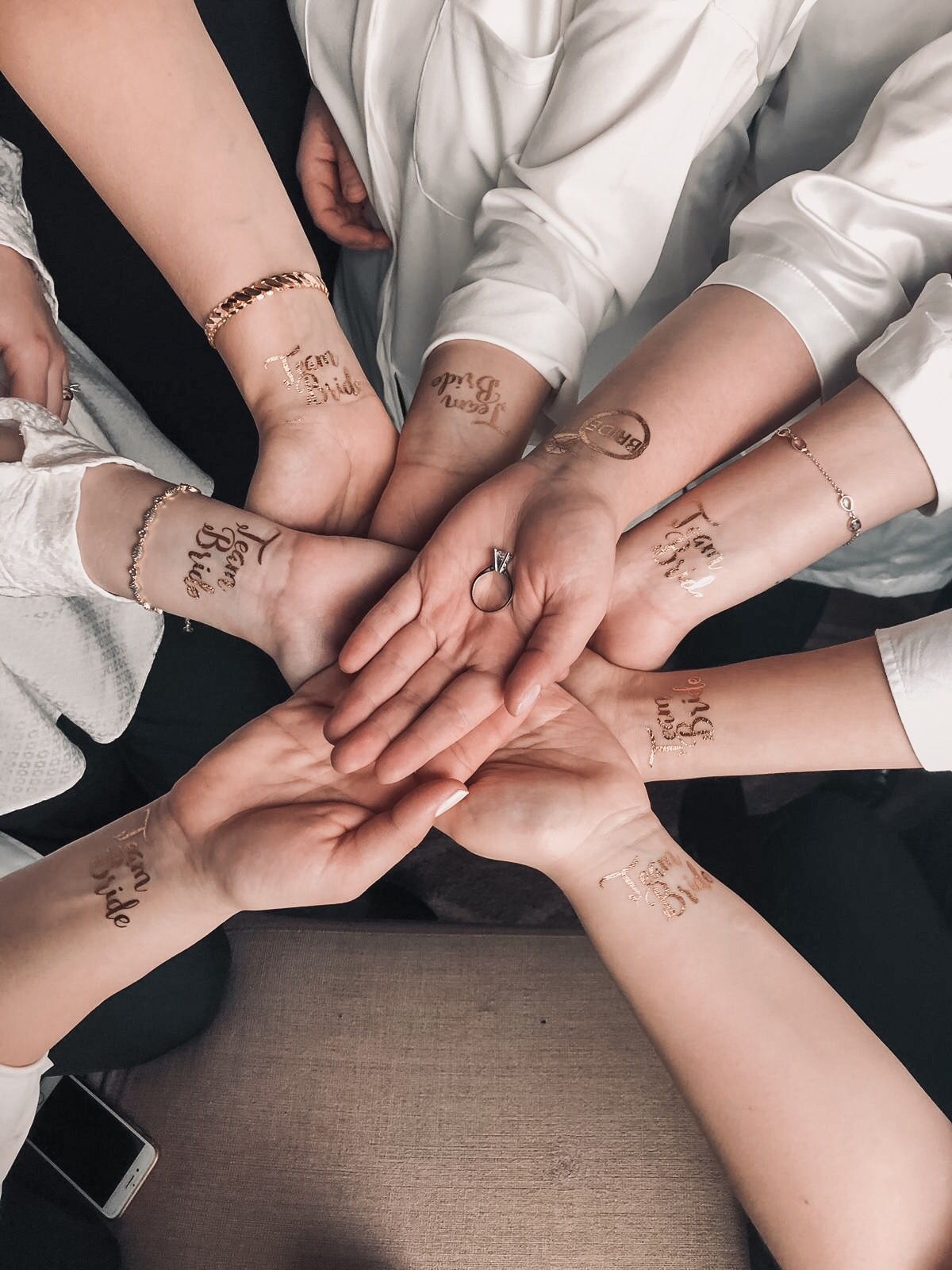 peignoir bride squad