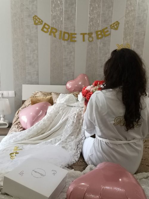 peignoir bride squad